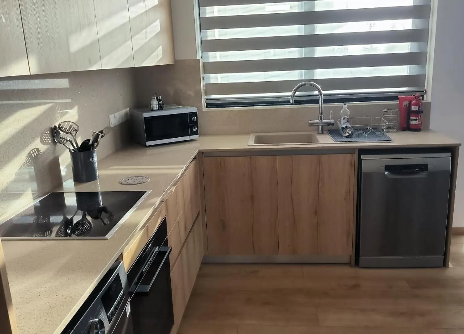 2 Bedroom Brand New Apartment Mc Kenzie 2 Minute To The Mc Kenzie Beach ラルナカ 0*,  キプロス